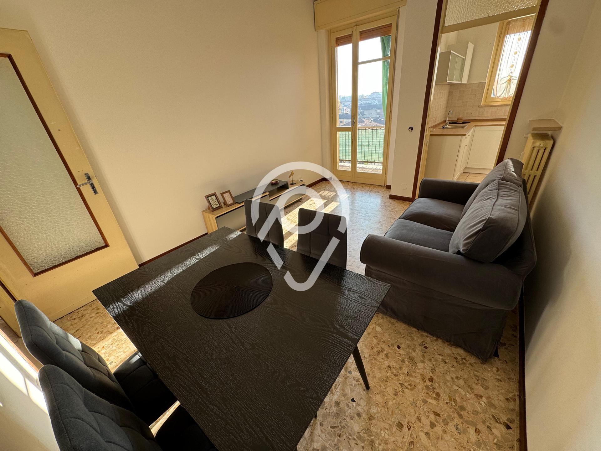 Apartamento com 2 dormitórios para locação, CASALE MONFERRATO,...