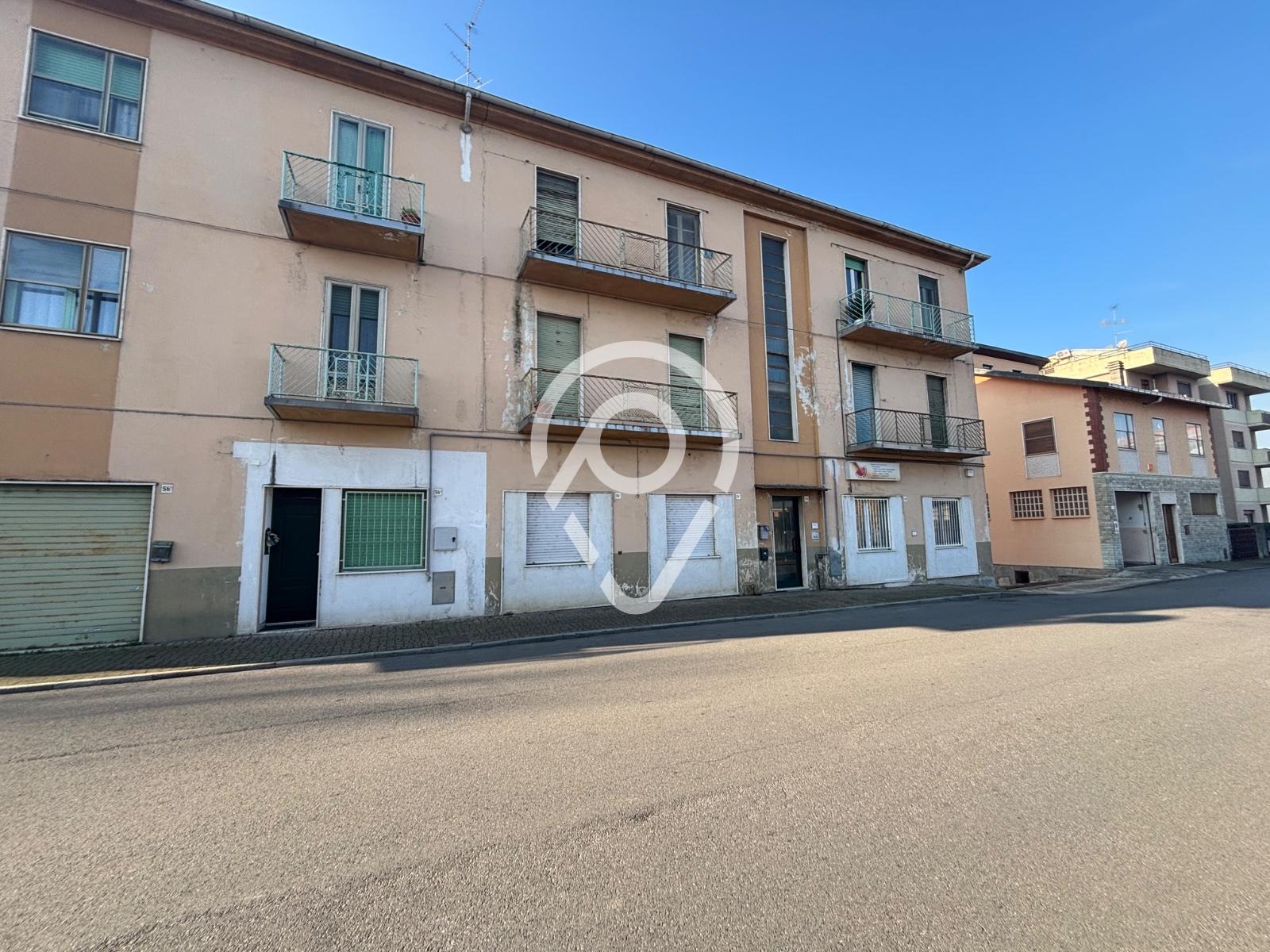 Apartamento com 2 dormitórios à venda, PROVINCIA DI ALESSANDRI...