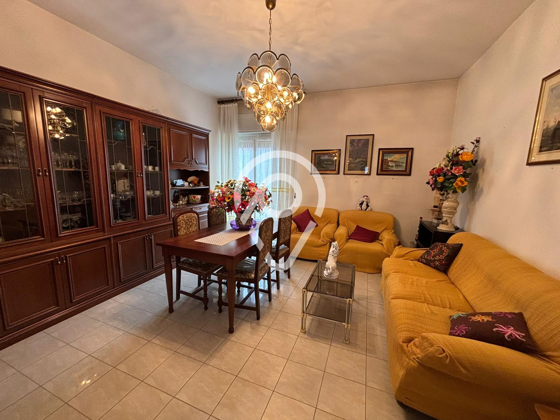 Apartamento com 1 dormitório à venda, CASALE MONFERRATO, CASAL...