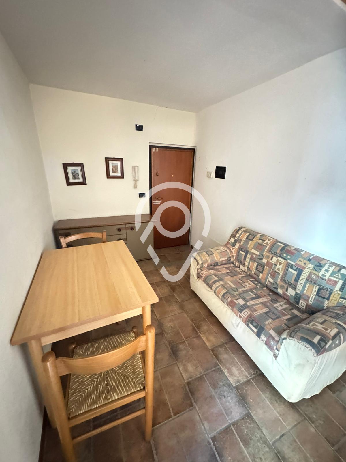 Apartamento com 1 dormit?rio para loca??o, CASALE MONFERRATO - AL
