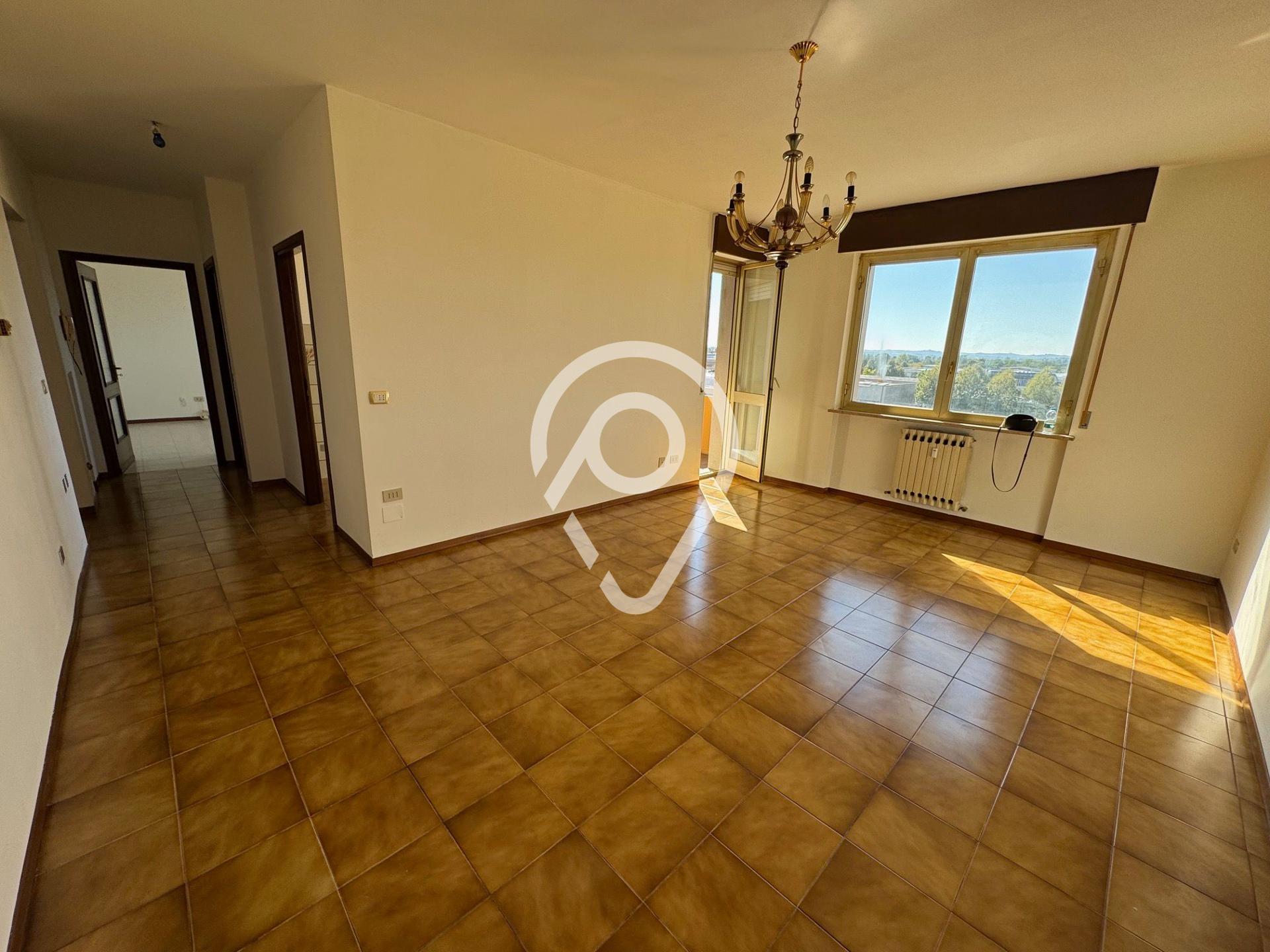 Apartamento com 1 dormitório à venda, CASALE MONFERRATO, CASAL...
