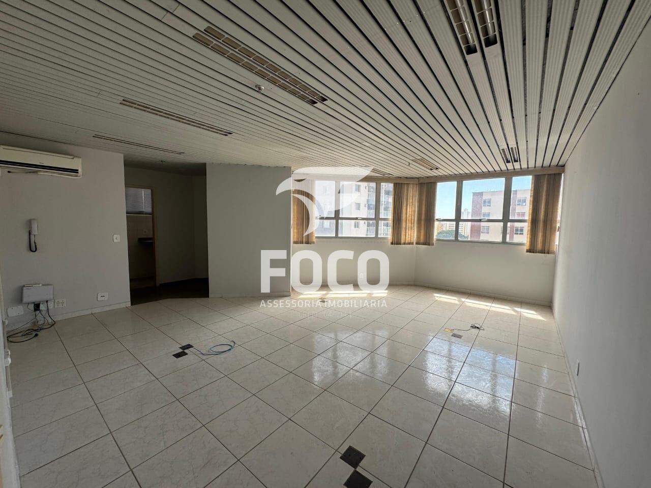 Sala Comercial a venda no Centro Empresarial de Campinas está ...