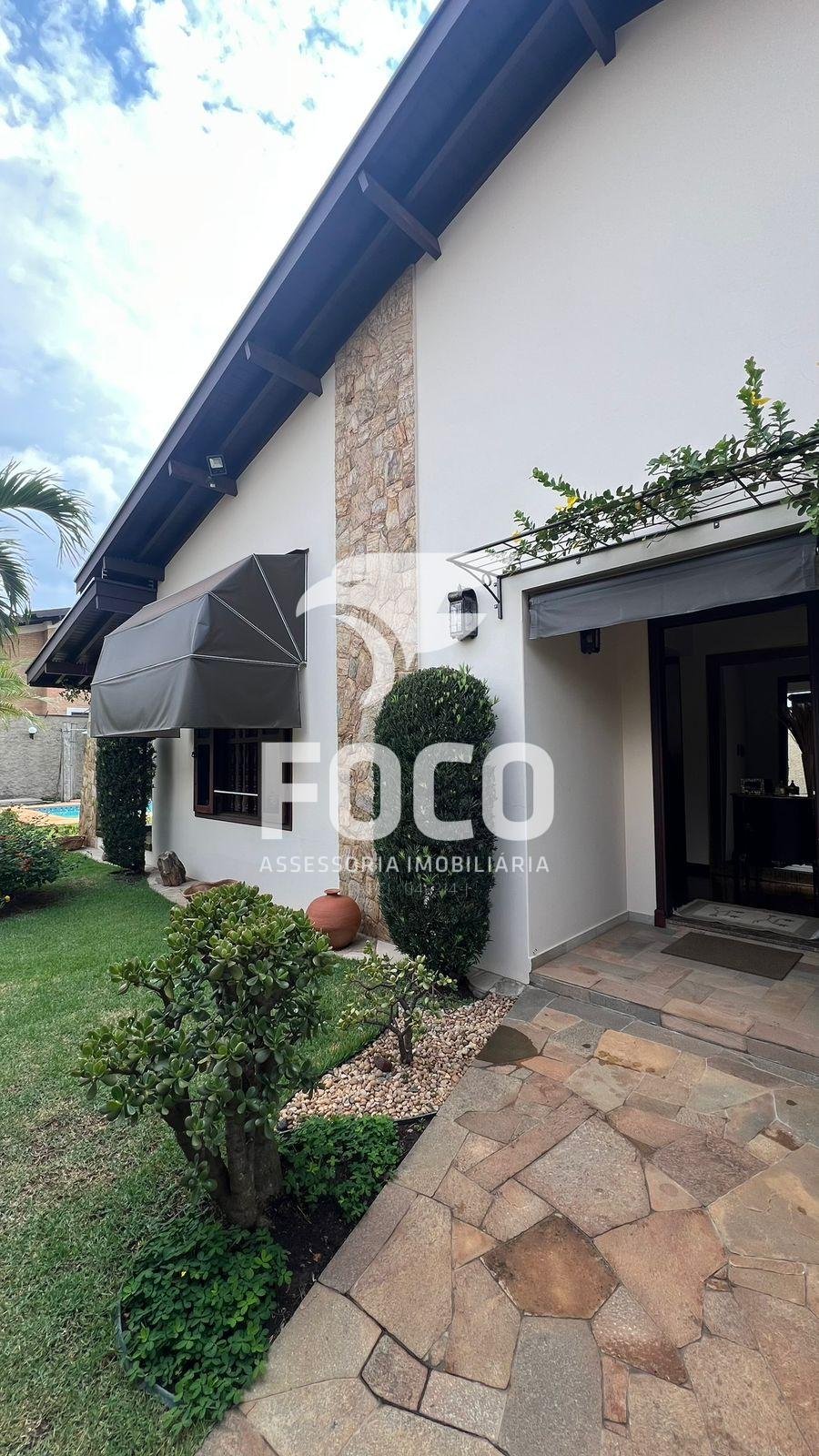 Casa Alto Padr?o com Piscina e Quiosque Gourmet no Jardim Flor...