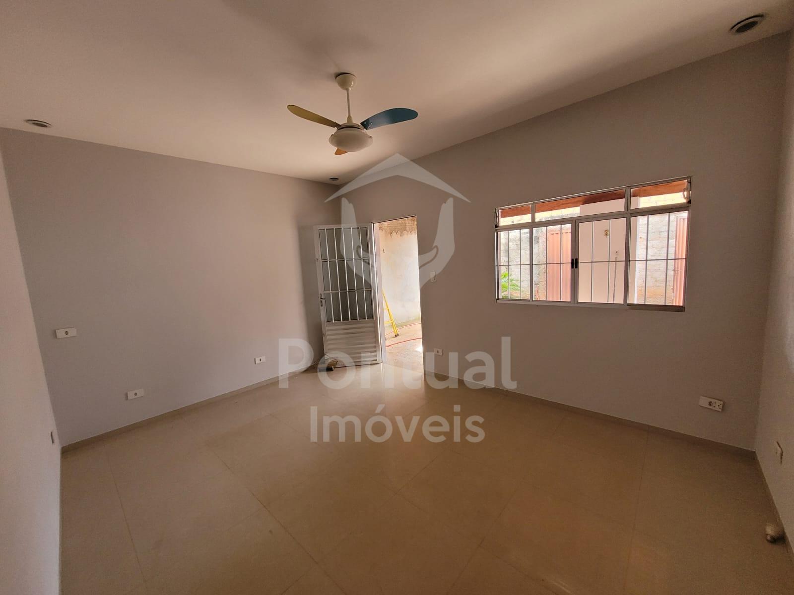 Casa com 2 dormitórios para locação, Jardim Canaã, UBERLANDIA ...