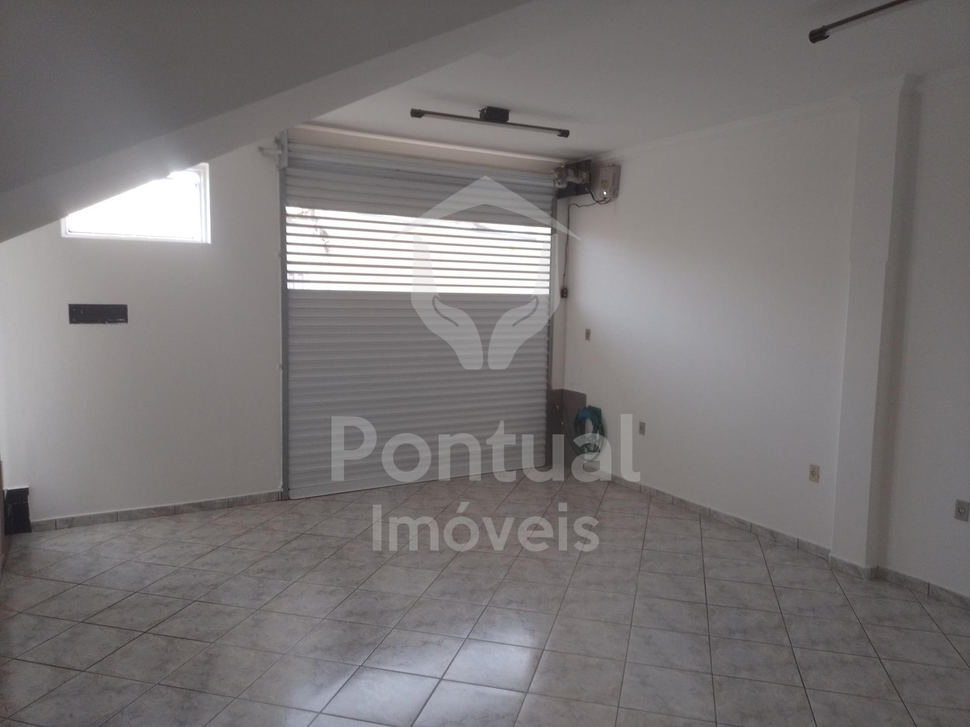 Casa com 3 dormitórios para locação, Nossa Senhora das Graças,...