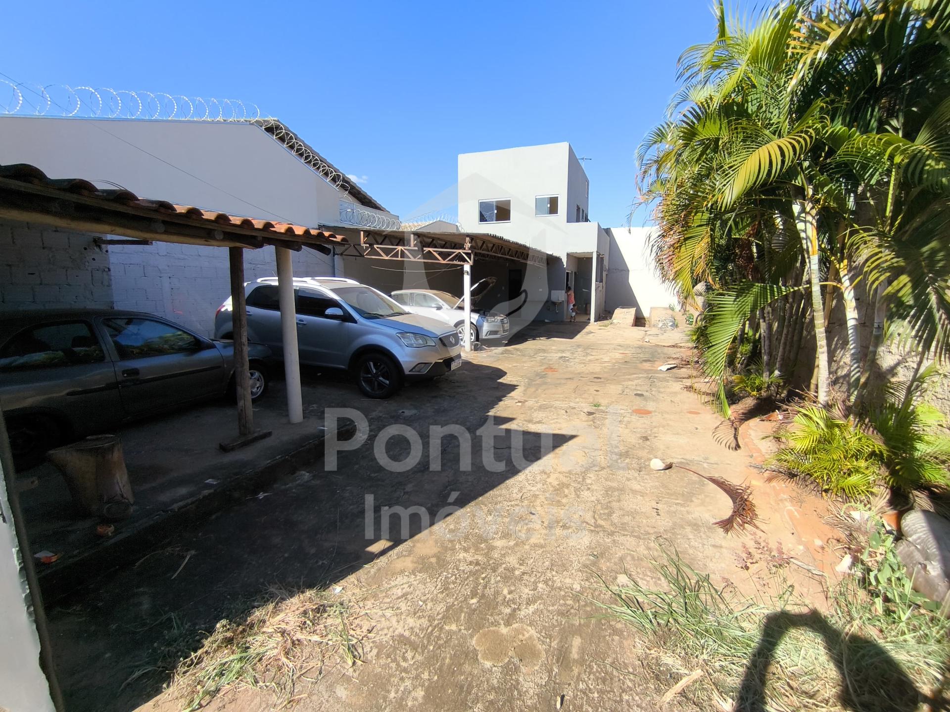 Casa Comercial 2 Dormitorios com espaço para Lava Jato - Jardi...
