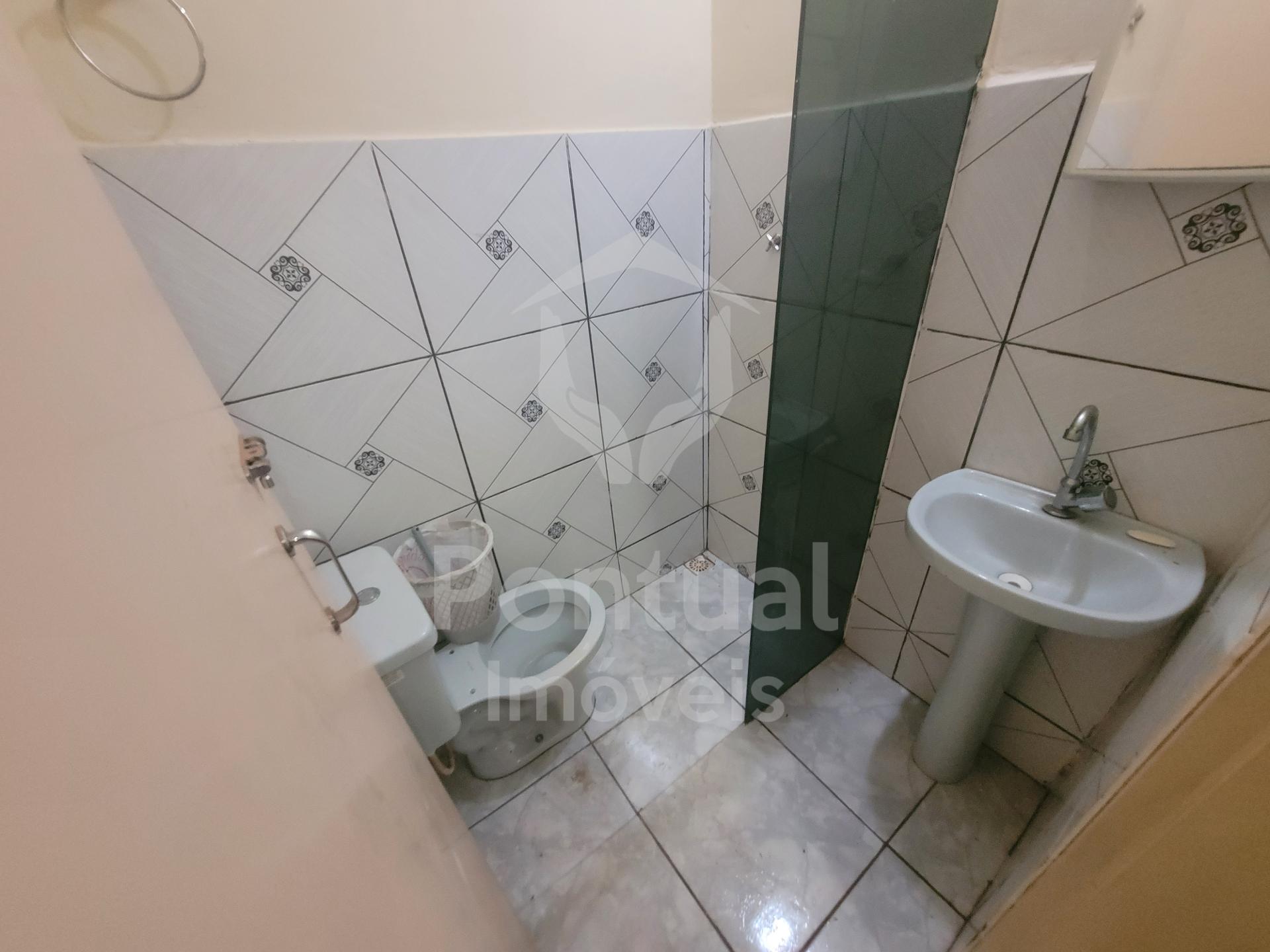Casa 3 4 sendo 1 suite para locação, Saraiva, UBERLANDIA - MG