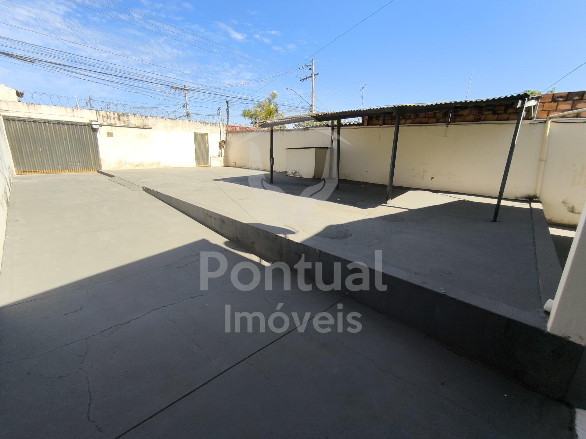 Casa com 2 dormitórios para locação, Jardim Patricia, UBERLAND...