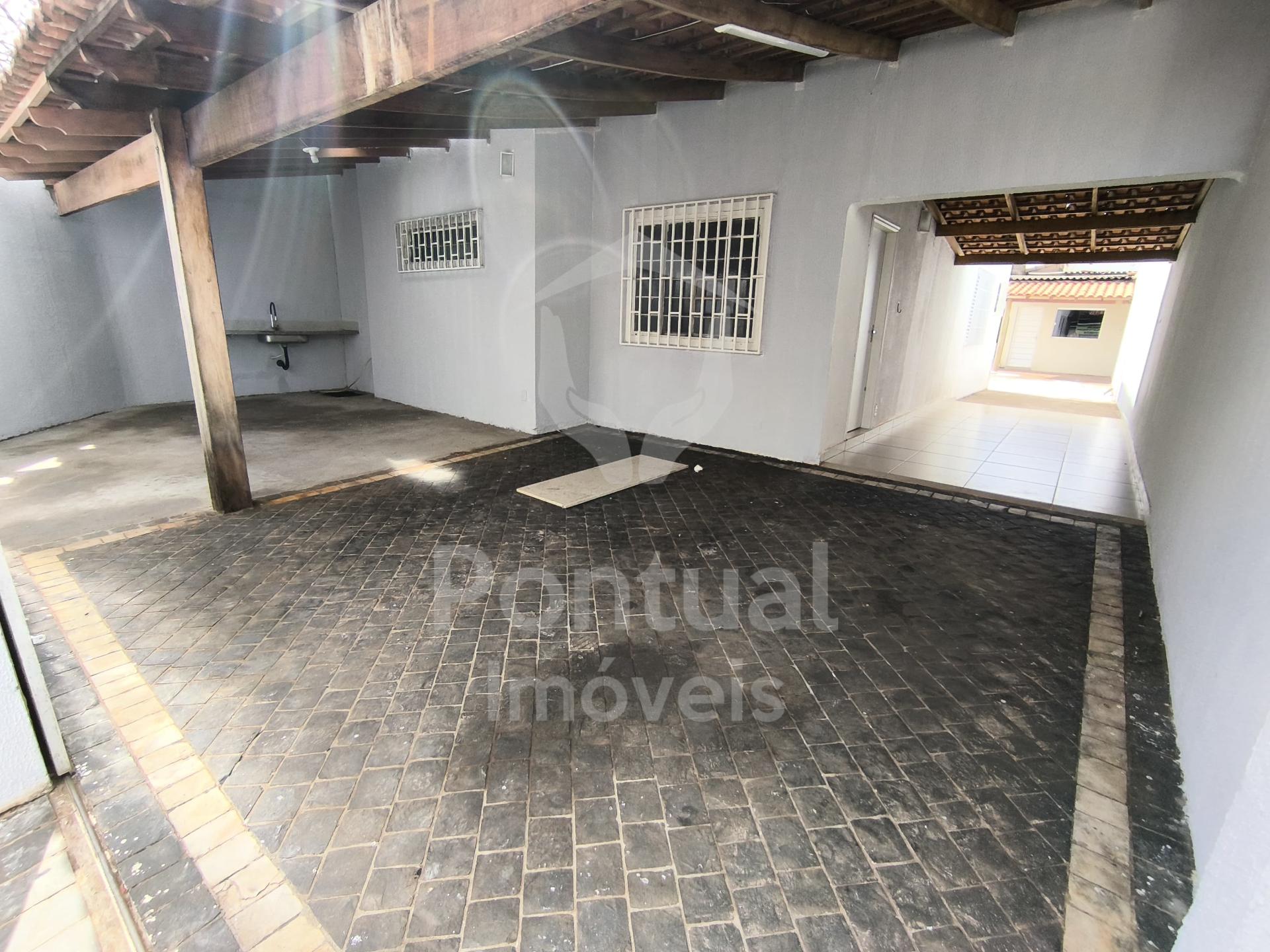 Casa com 3 dormitórios para locação, Cidade Jardim, UBERLANDIA...