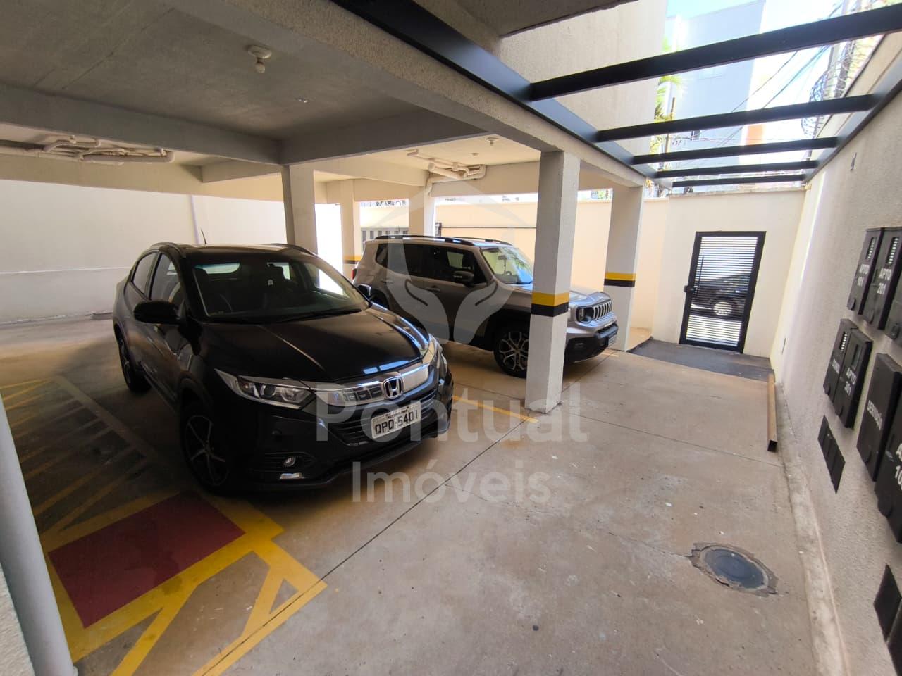 Apartamento proximo a UFU com 2 dormitórios para locação, Sant...