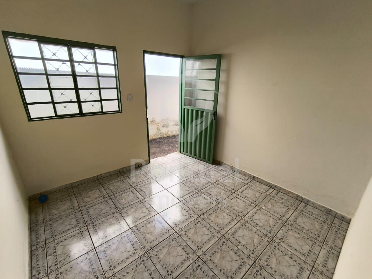 Casa com 3 dormitórios para locação, Dona Zulmira, UBERLANDIA ...