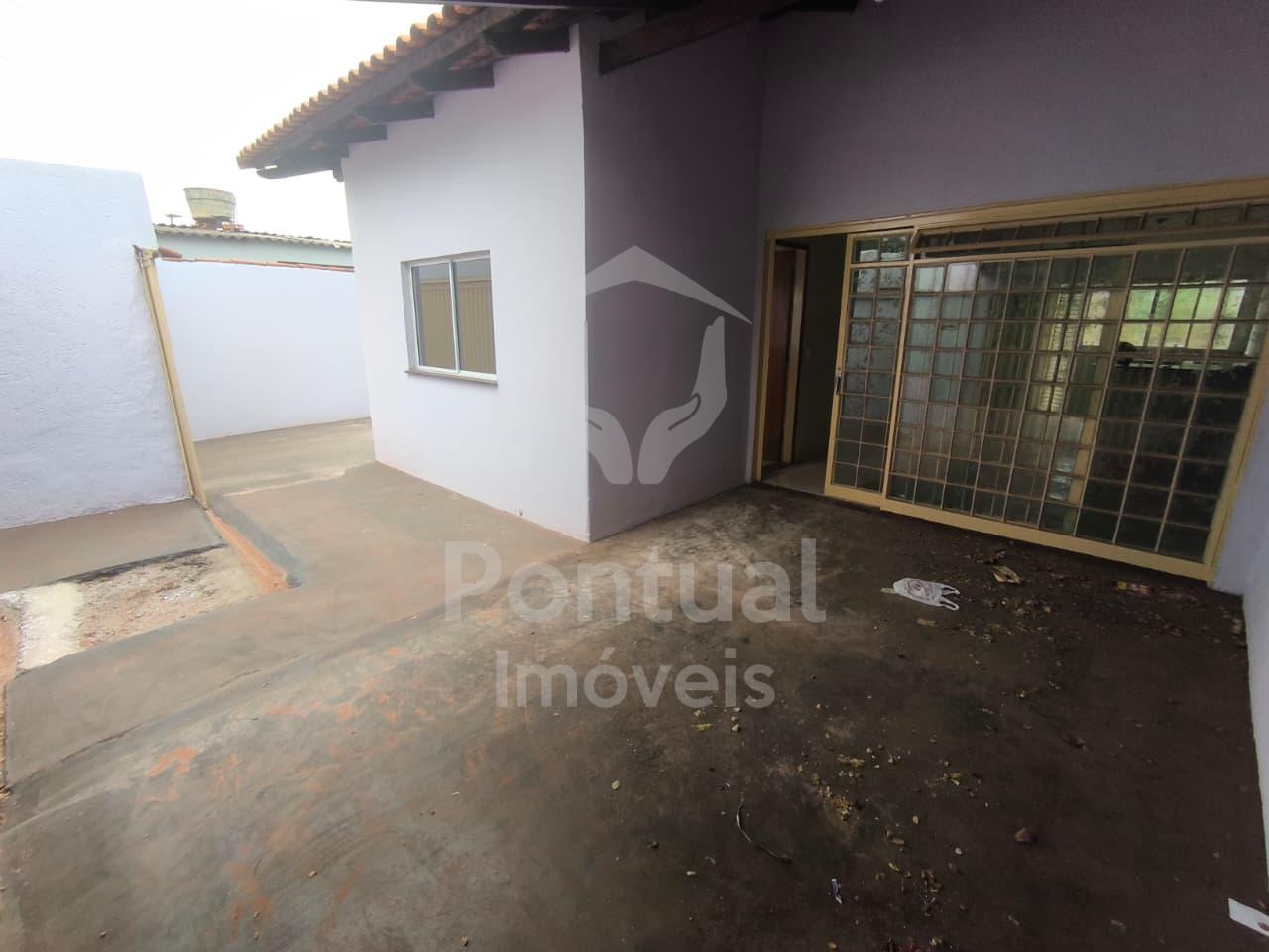 Casa com 3 dormitórios para locação, Aclimação, UBERLANDIA - MG