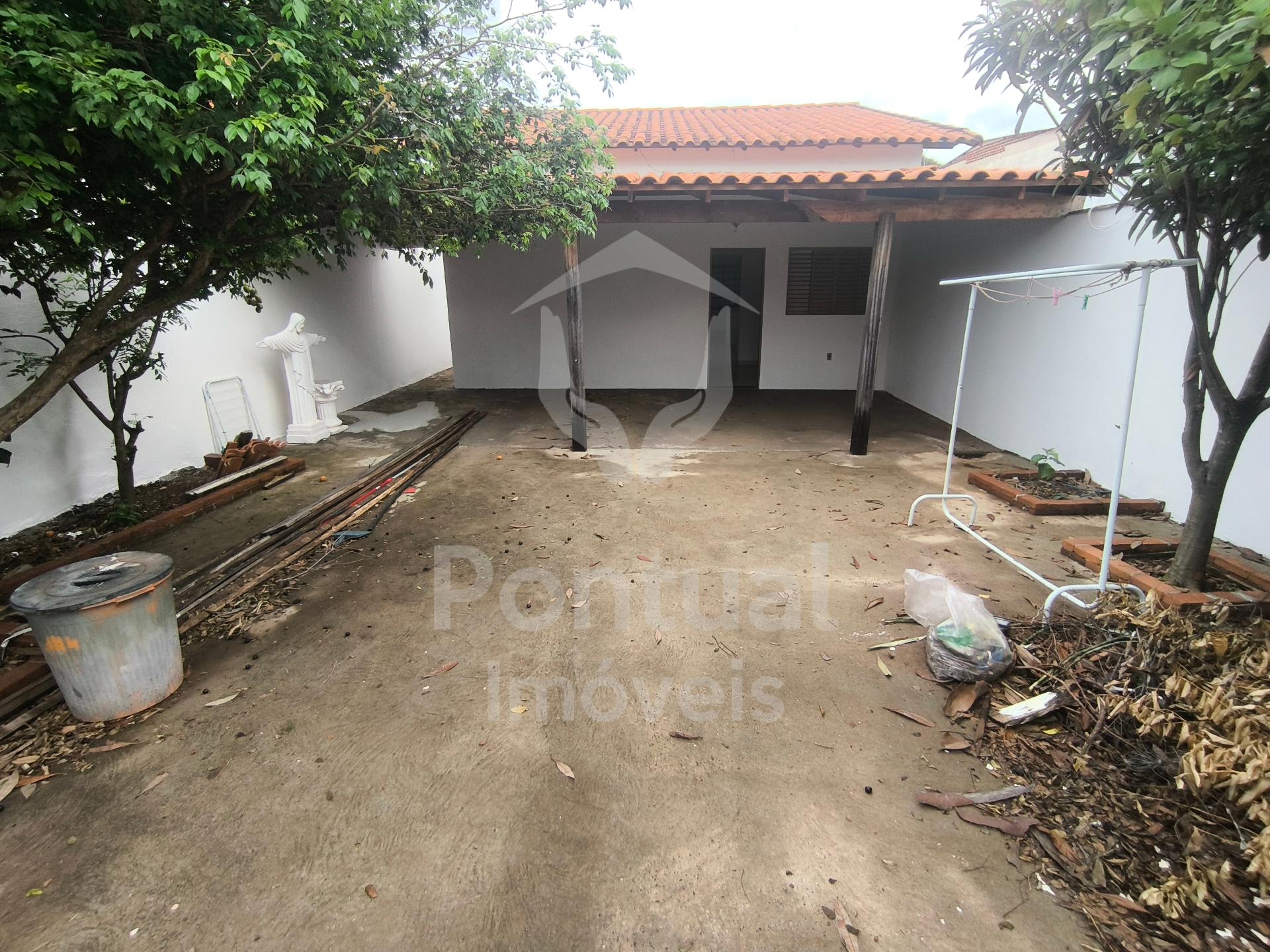 Casa com 2 dormitórios para locação, Marta Helena, UBERLANDIA ...