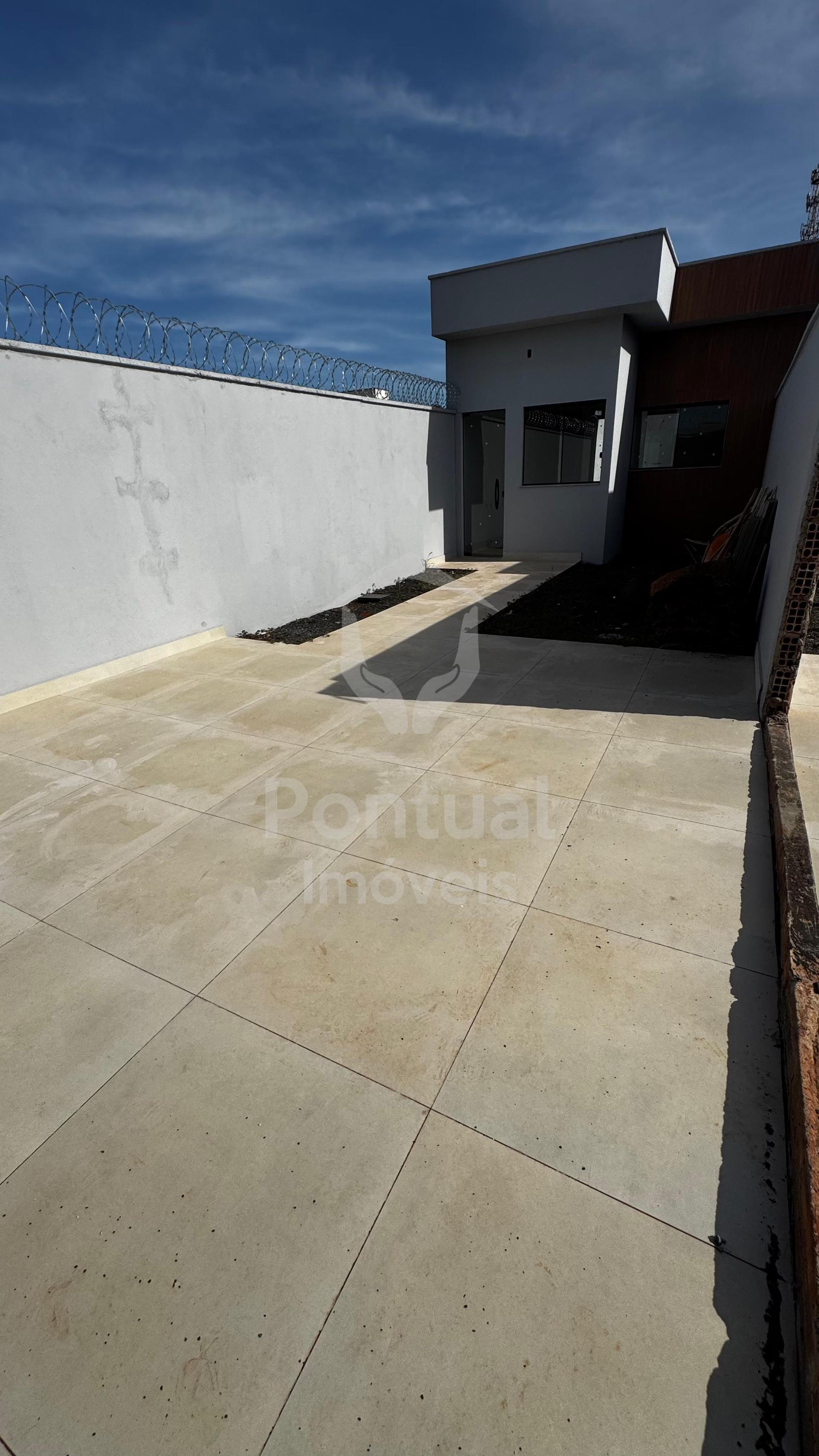 Casa nova à venda na zona sul de Uberlândia, no bairro Gávea Sul