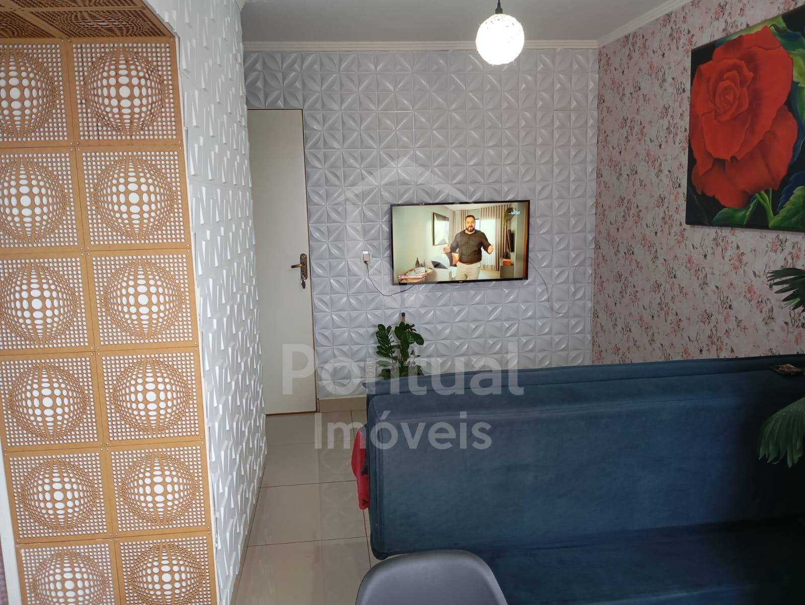 Loft Reformado à Venda no Jardim Patrícia, Uberlândia  Condom...
