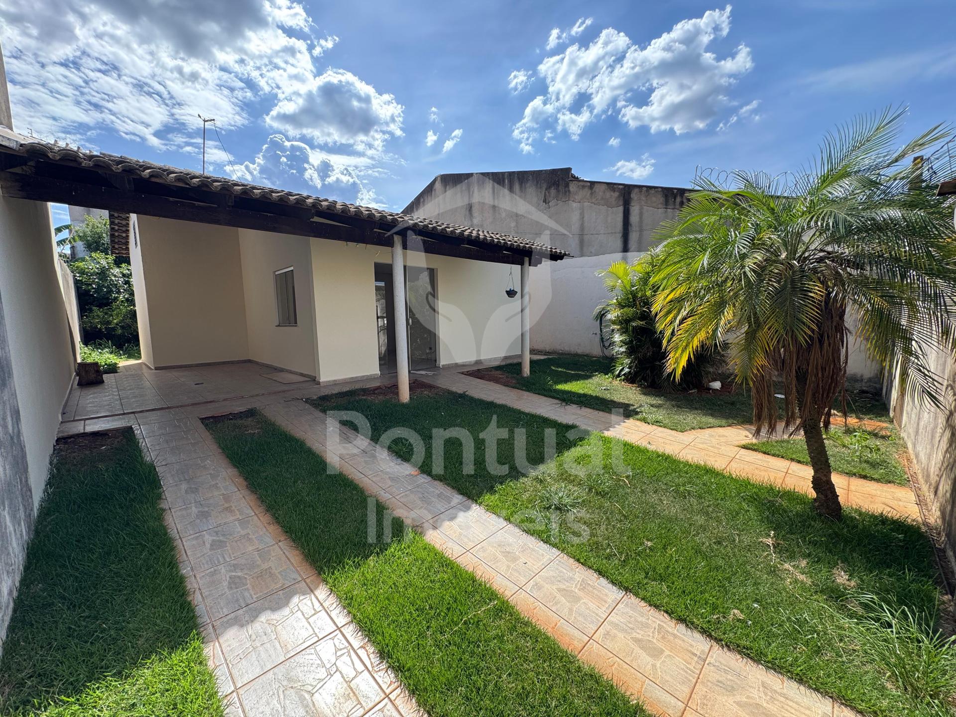 Casa com 2 dormitórios para locação, Jardim Europa, UBERLANDIA...
