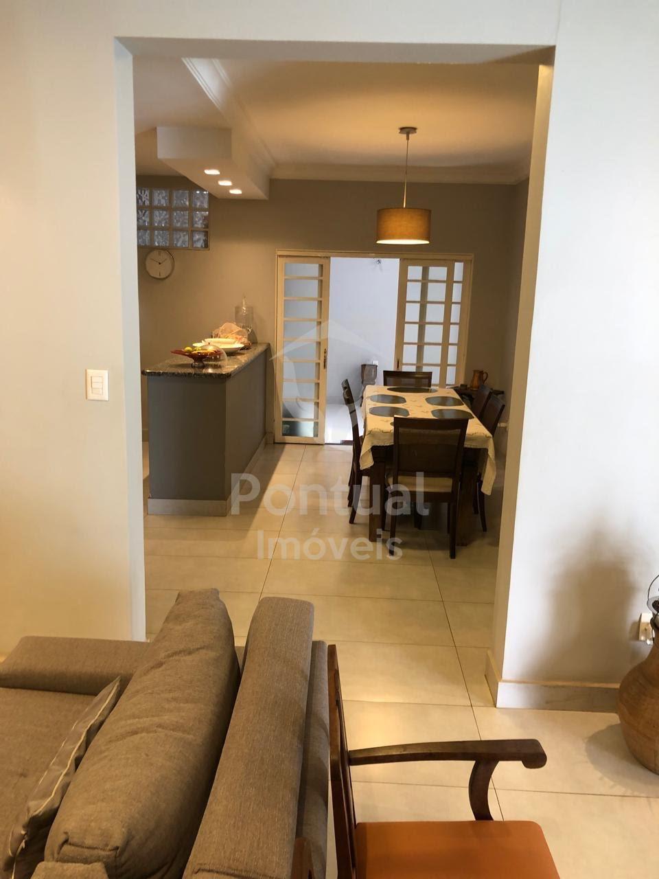 Casa à venda, Jaraguá, Casa de 3 4 sendo 1 suíte com armários,...