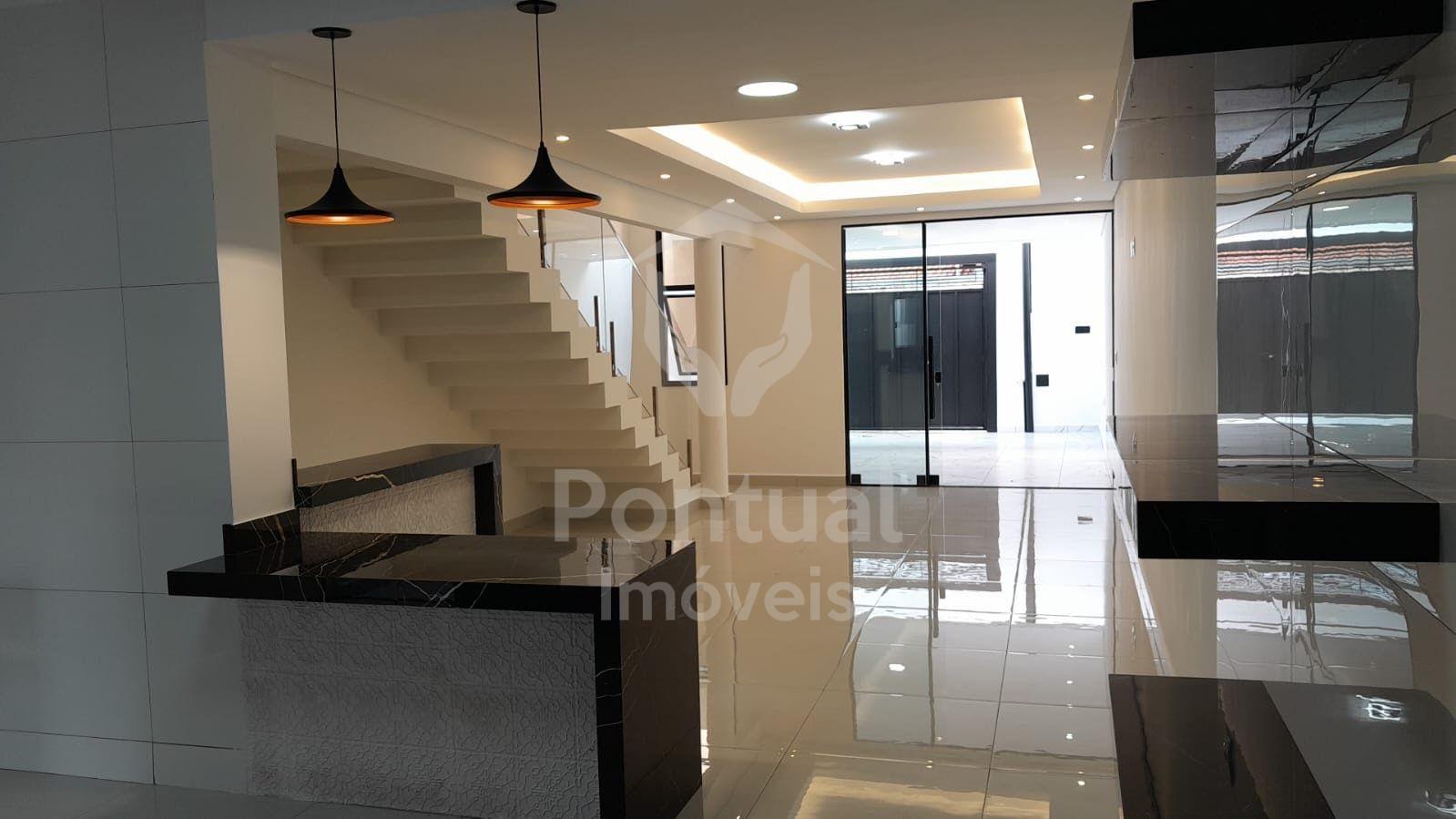 Casa à venda, Dona Zulmira, 3 4 sendo uma suíte, UBERLANDIA - MG