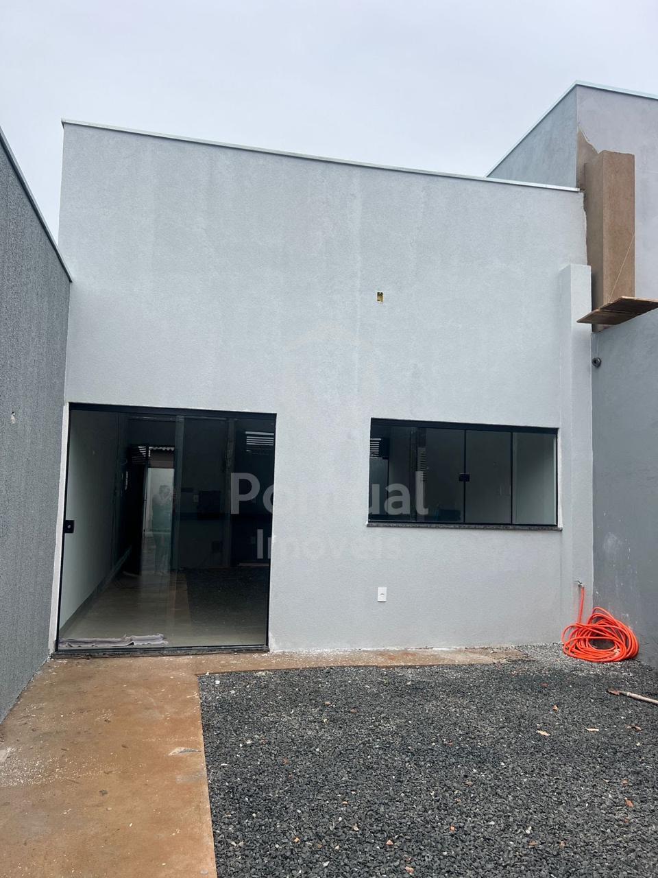 Casa ? venda, com 2 Quartos sendo 1 suite, Laranjeiras, UBERLA...