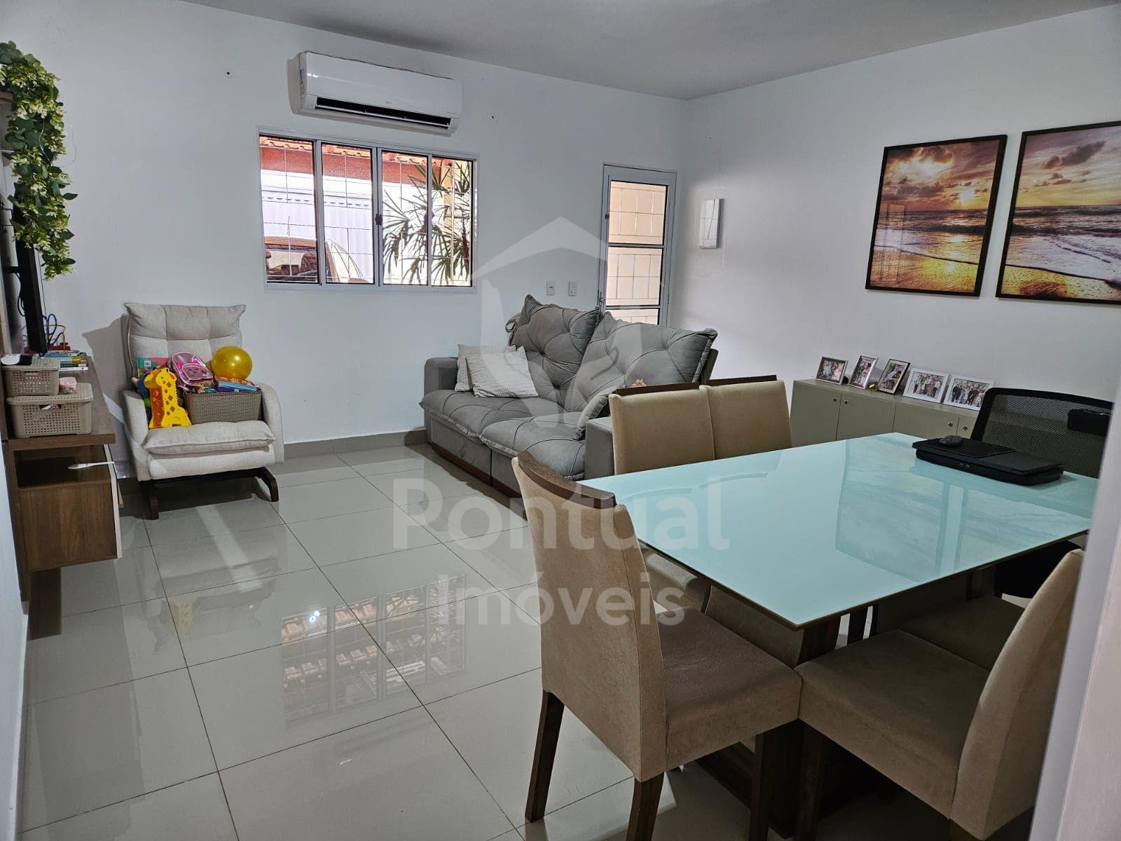 Casa à venda, Com 2 quartos sendo 1 suite, Laranjeiras, UBERLA...