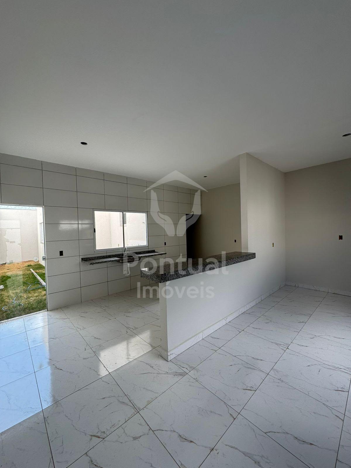 Casa à venda, com 2 quartos sendo 1 suite, Monte Hebron, UBERL...