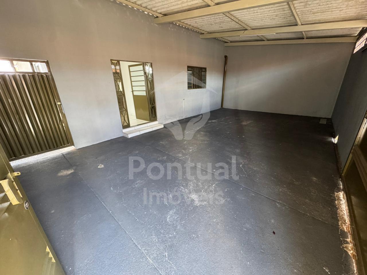 Casa com 2 dormitórios para locação, Luizote de Freitas, UBERL...