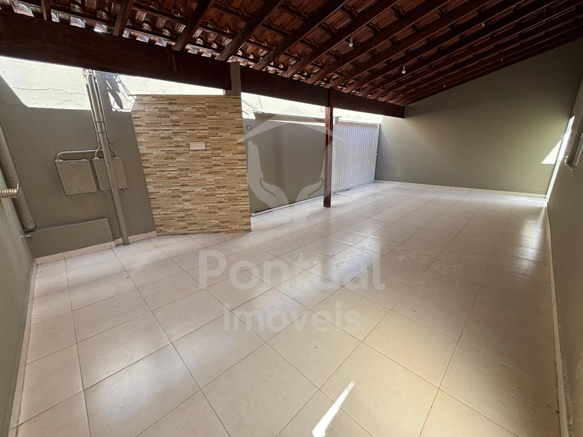 Casa com 3 dormitórios para locação, Santa Rosa, UBERLANDIA - MG