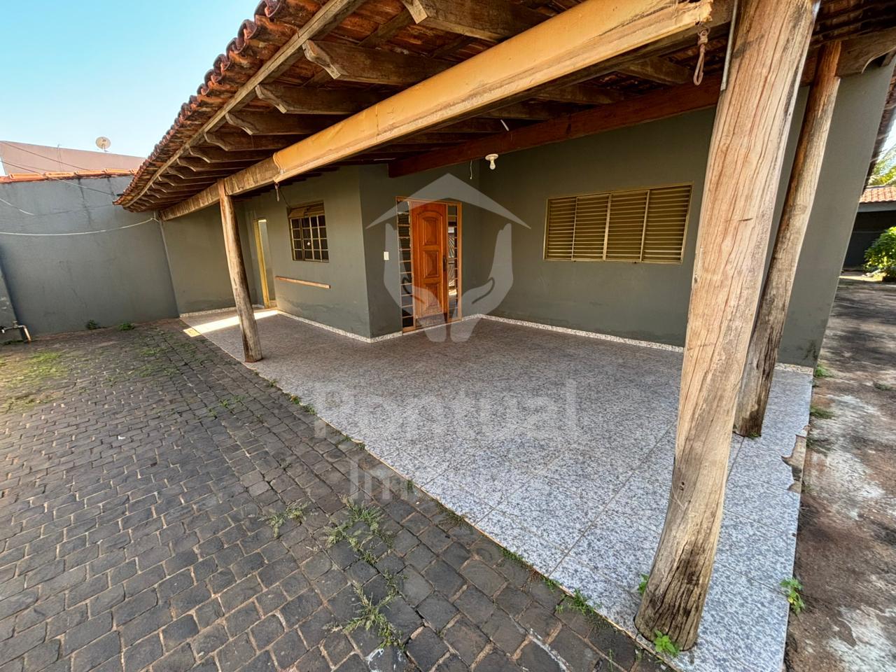 Casa com 4 dormitórios, 5 Vagas garagem, para locação, Tubalin...