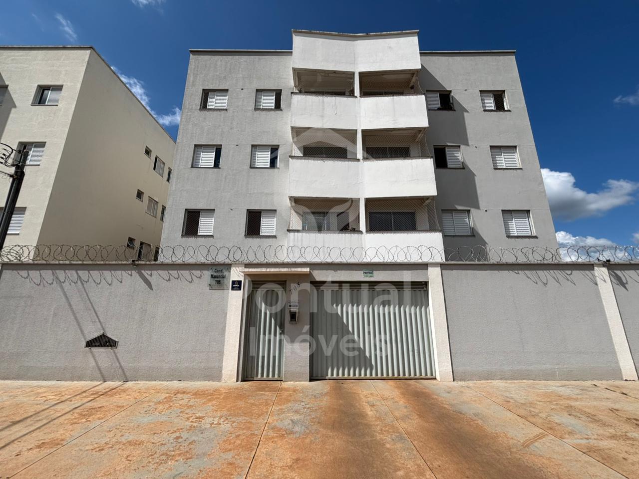 Apartamento com 3 dormitórios para locação, Novo Mundo, UBERLA...