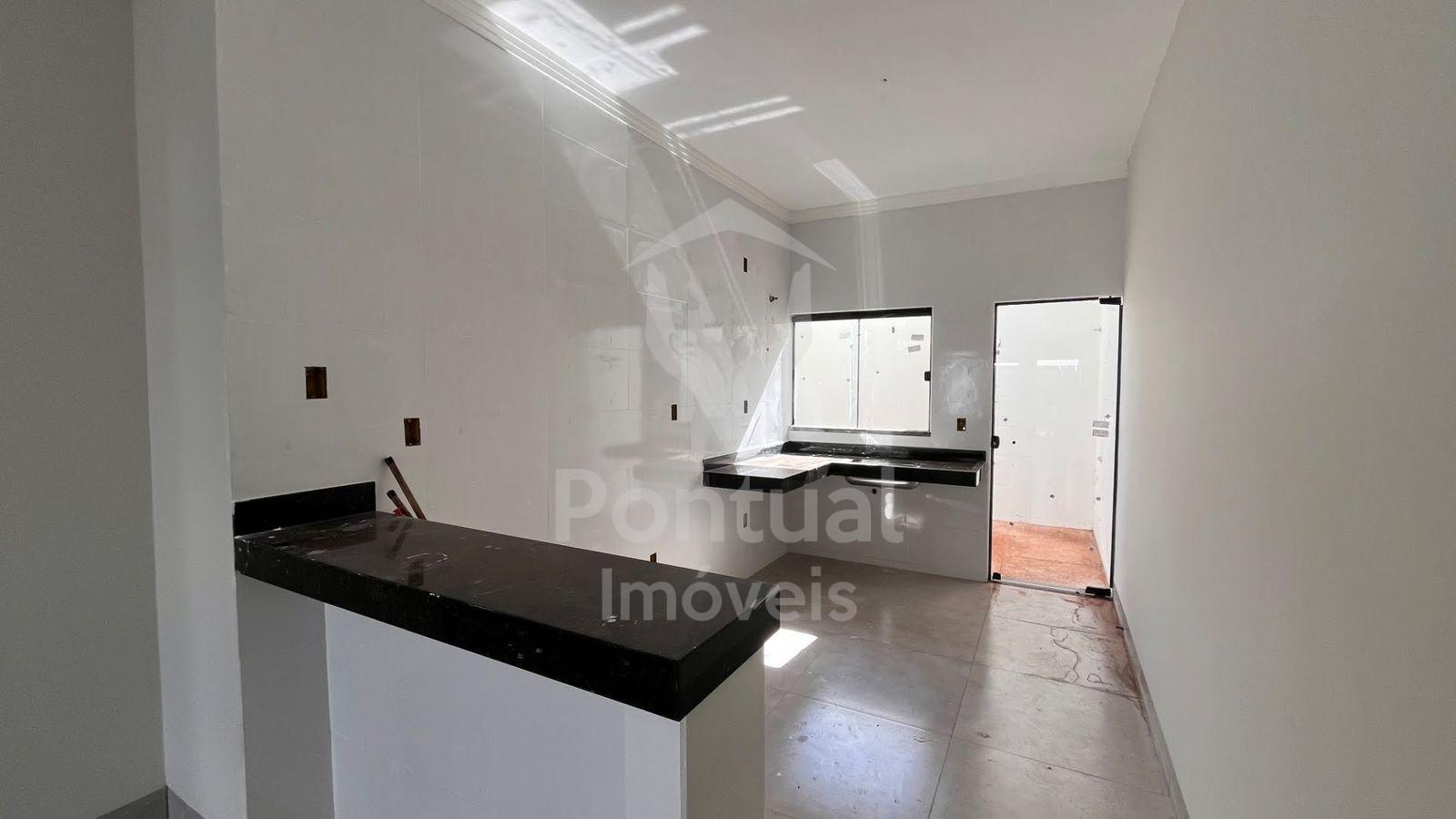 Casa à venda, 2 quartos sendo 1 suite, Planalto, UBERLANDIA - MG