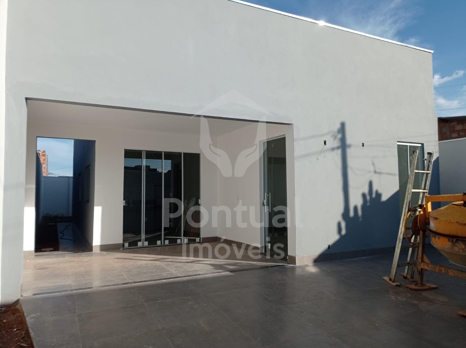 Casa ? venda, com 3 quartos sendo 1 suite, Jardim Cana?, UBERL...