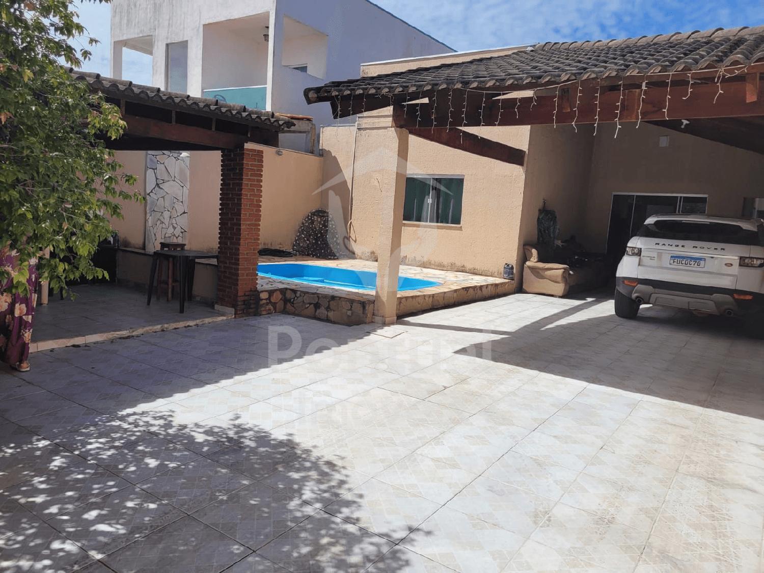 Casa à venda, com 3 quartos sendo 1 suíte, Jardim Canaã, UBERL...