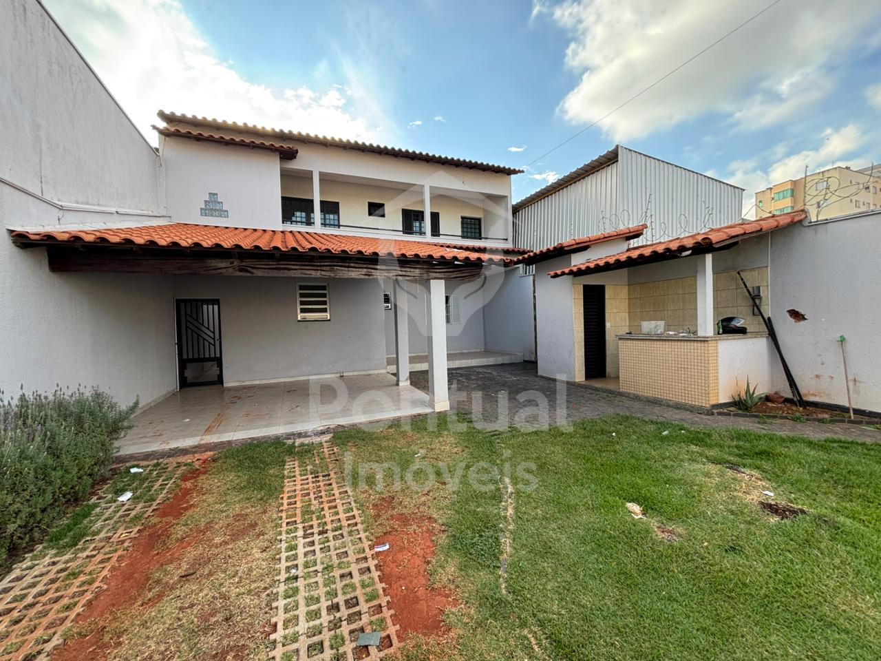 Casa para aluguel, 4 quartos, 2 suíte, 5 banheiros, UMUARAMA -...