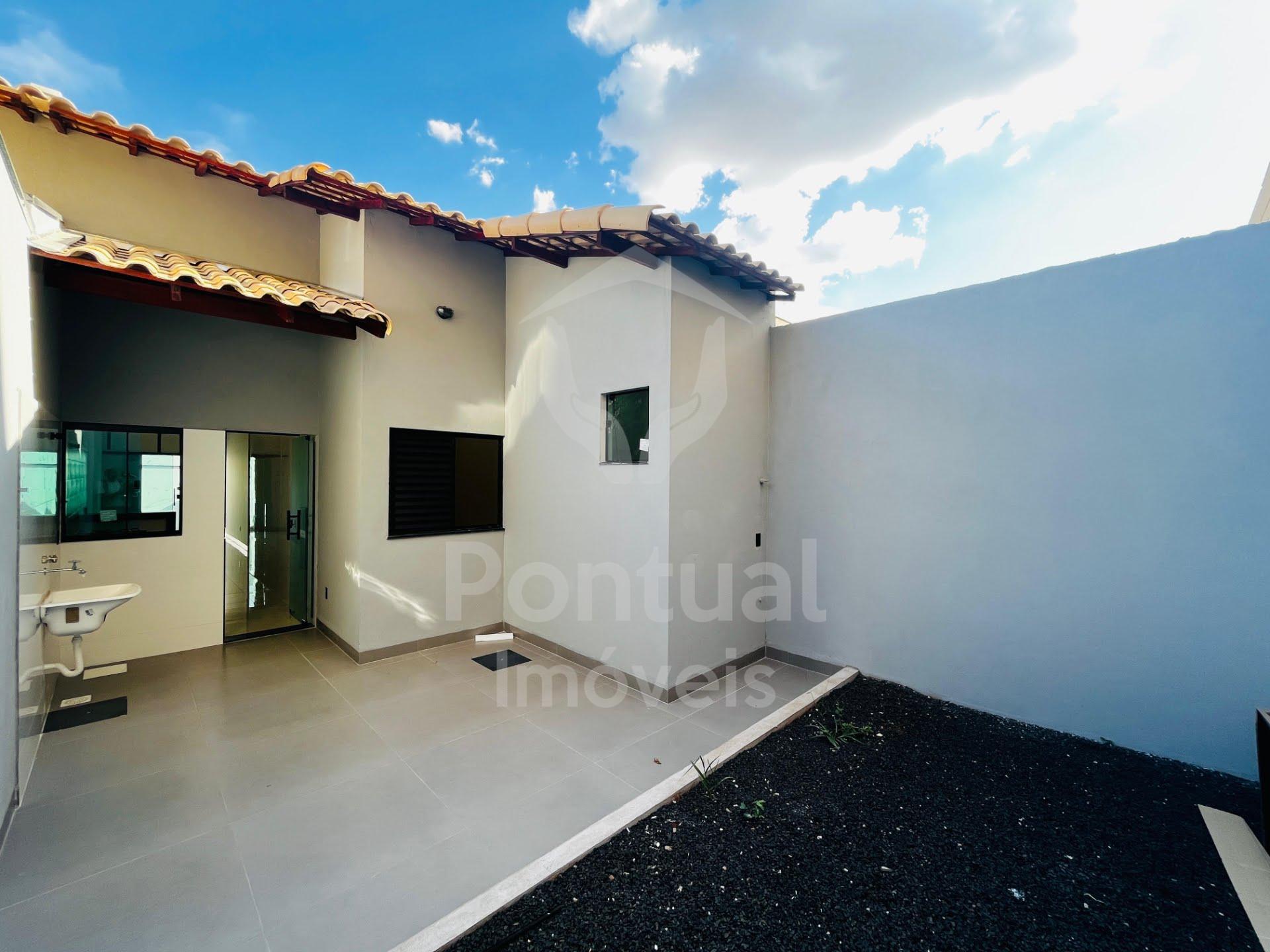 Casa à venda, 2 quartos sendo 1 suíte, Jardim Holanda, UBERLAN...