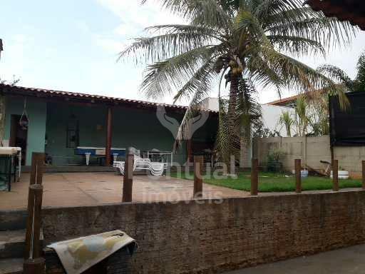 Casa à venda, 3 quartos com sala ampla, Jaraguá, UBERLANDIA - MG