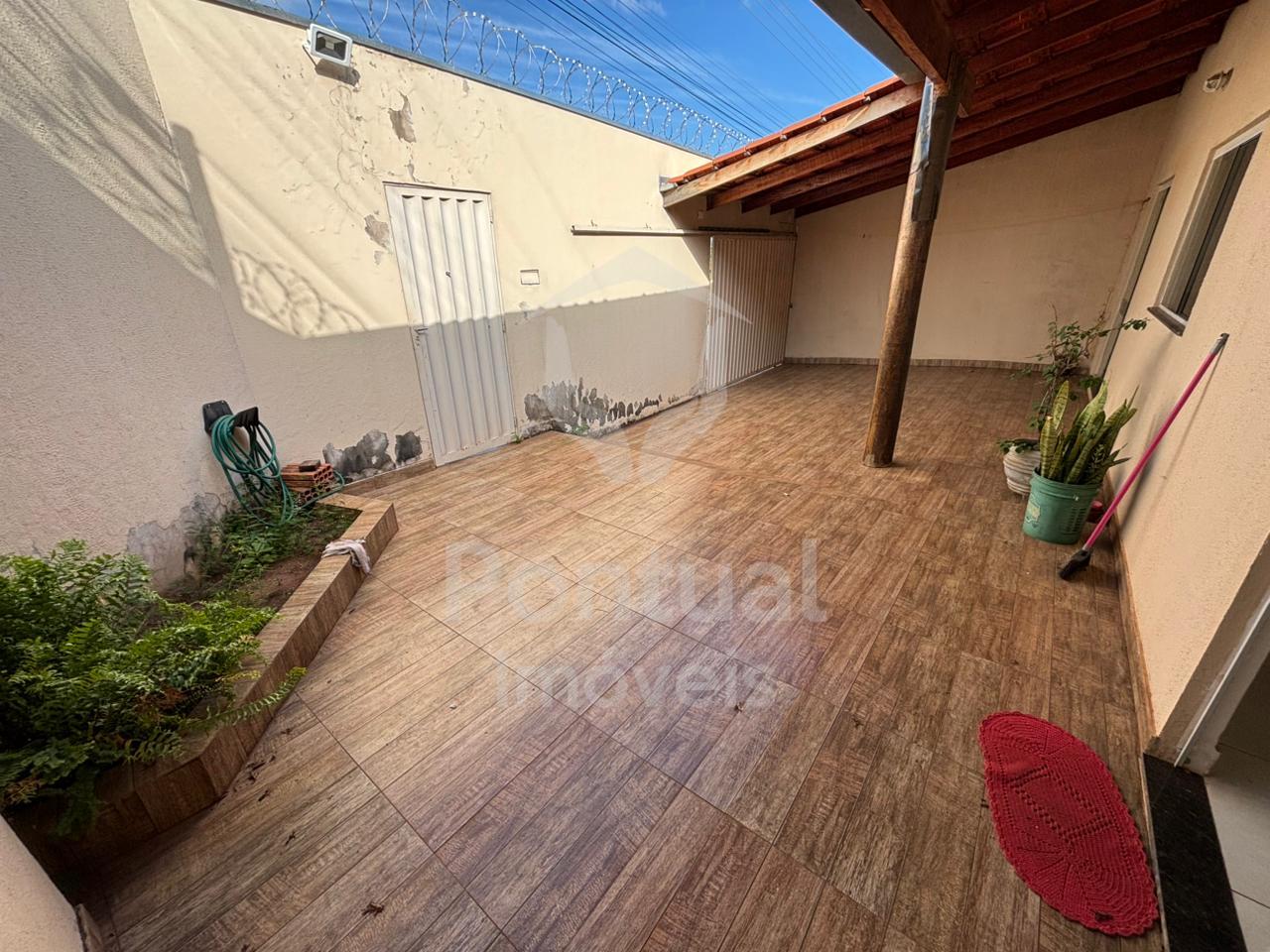 Casa para aluguel, 2 quartos, 1 suíte, 2 vagas, ACLIMACAO - UB...