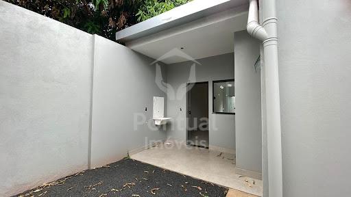 Casa à venda, com 2 quartos sendo 1 suíte, JARDIM IPANEMA, UBE...