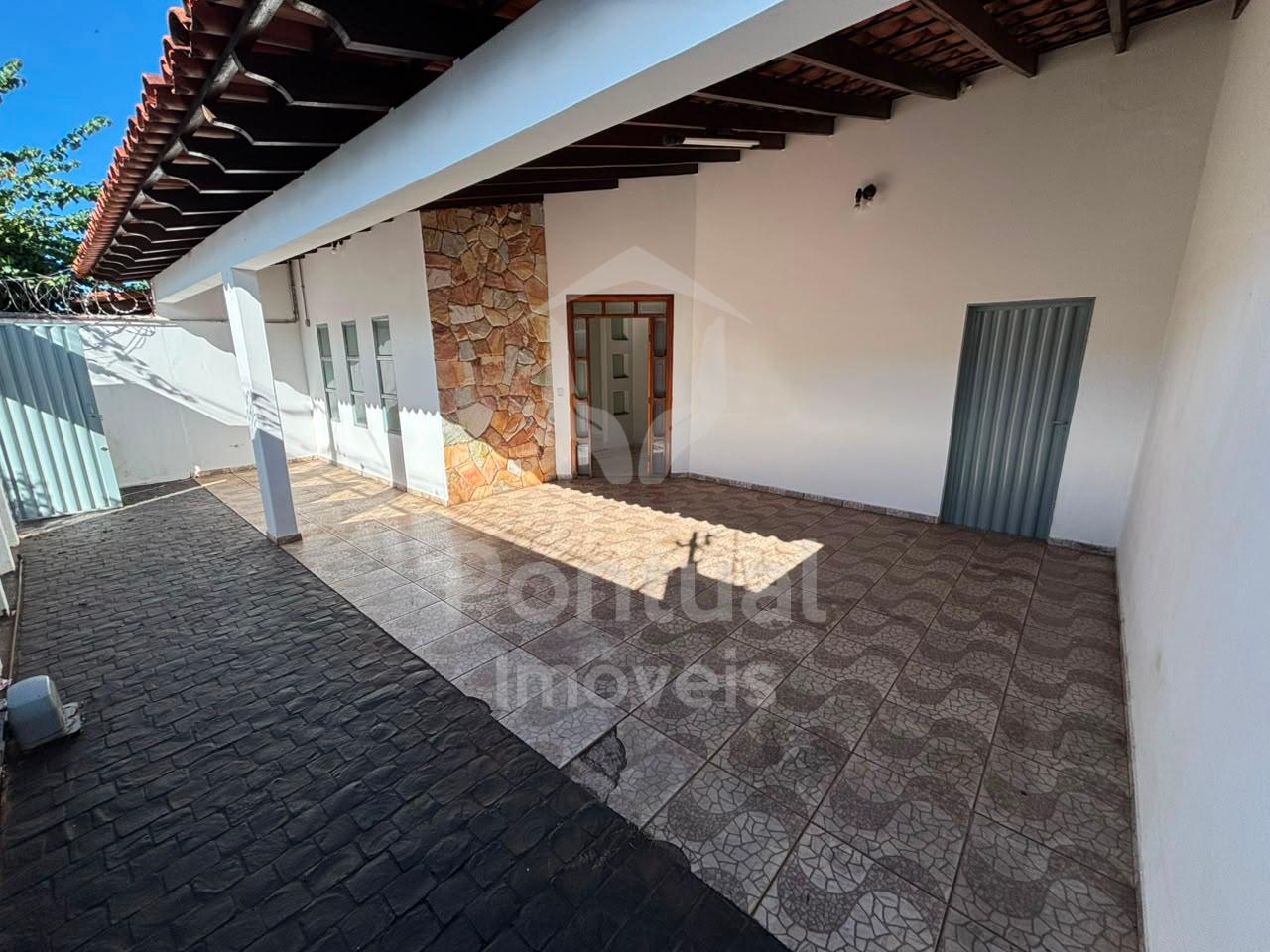 Casa para aluguel, 3 quartos, 1 suíte, 2 vagas, JARDIM PATRICI...
