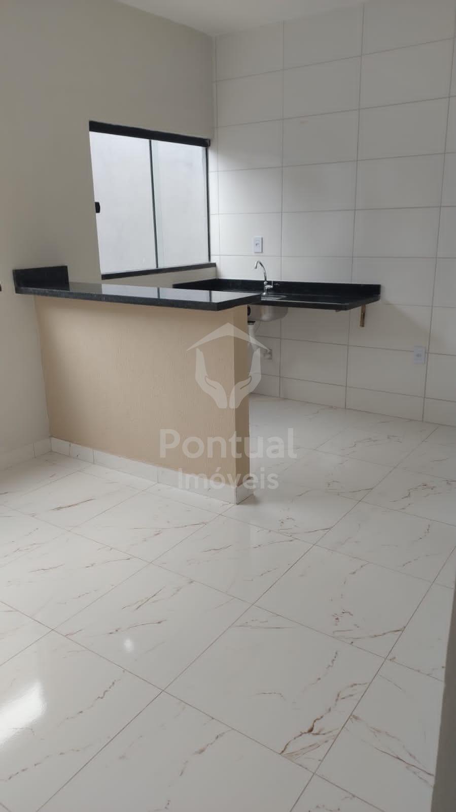 Casa à venda, com 2 quartos, Novo Mundo, UBERLANDIA - MG