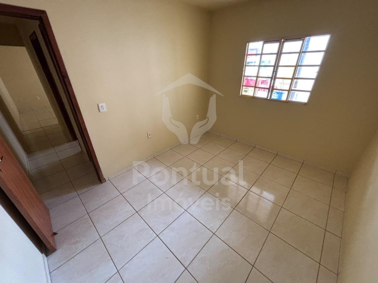 Casa com 2 dormitórios para locação, Planalto, UBERLANDIA - MG