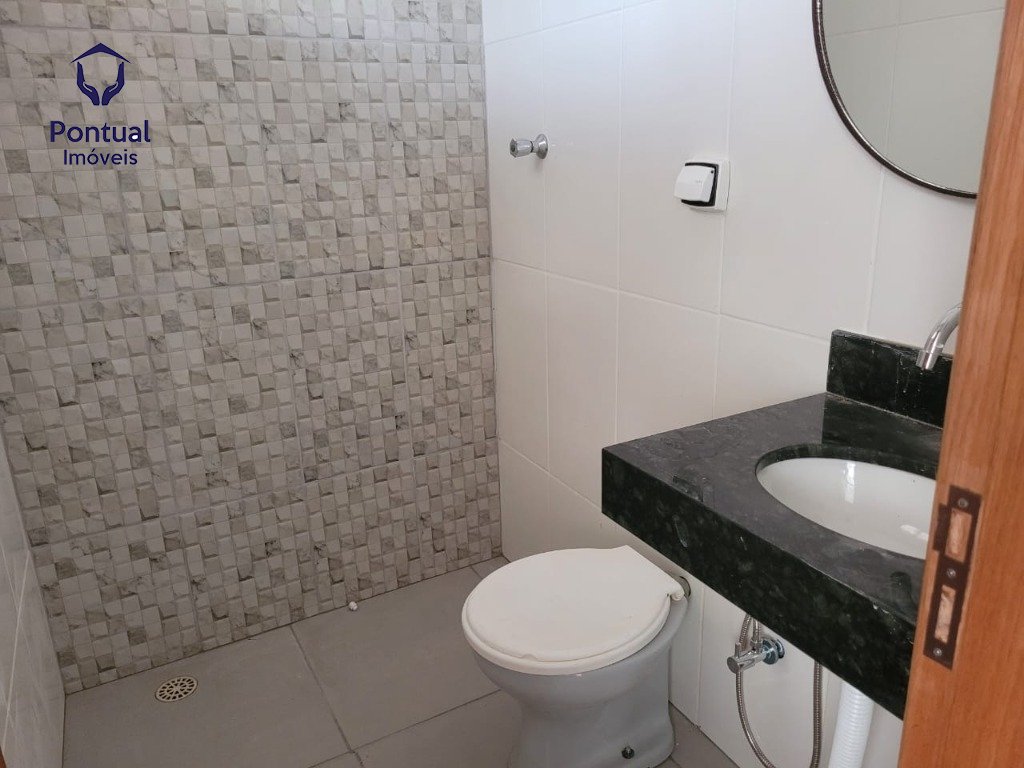 Casa com 3 dormit?rios para loca??o,80.00 m , Cust?dio Pereira...