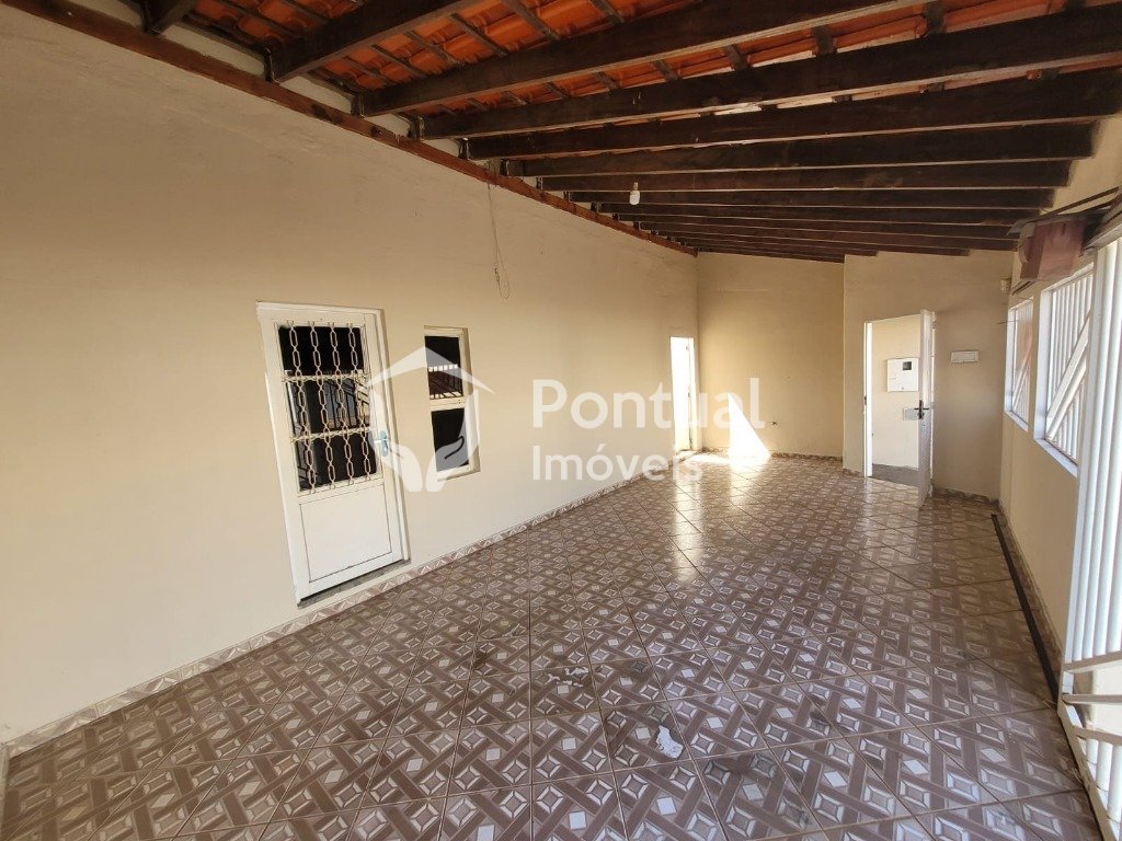 Casa  3 quartos, 1 su?te, 2 vagas, S?o Jorge - Uberl?ndia MG