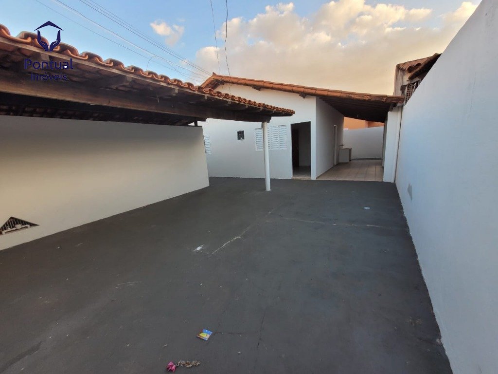 Casa com 2 dormit?rios para loca??o,125.00 m , Pacaembu, UBERL...