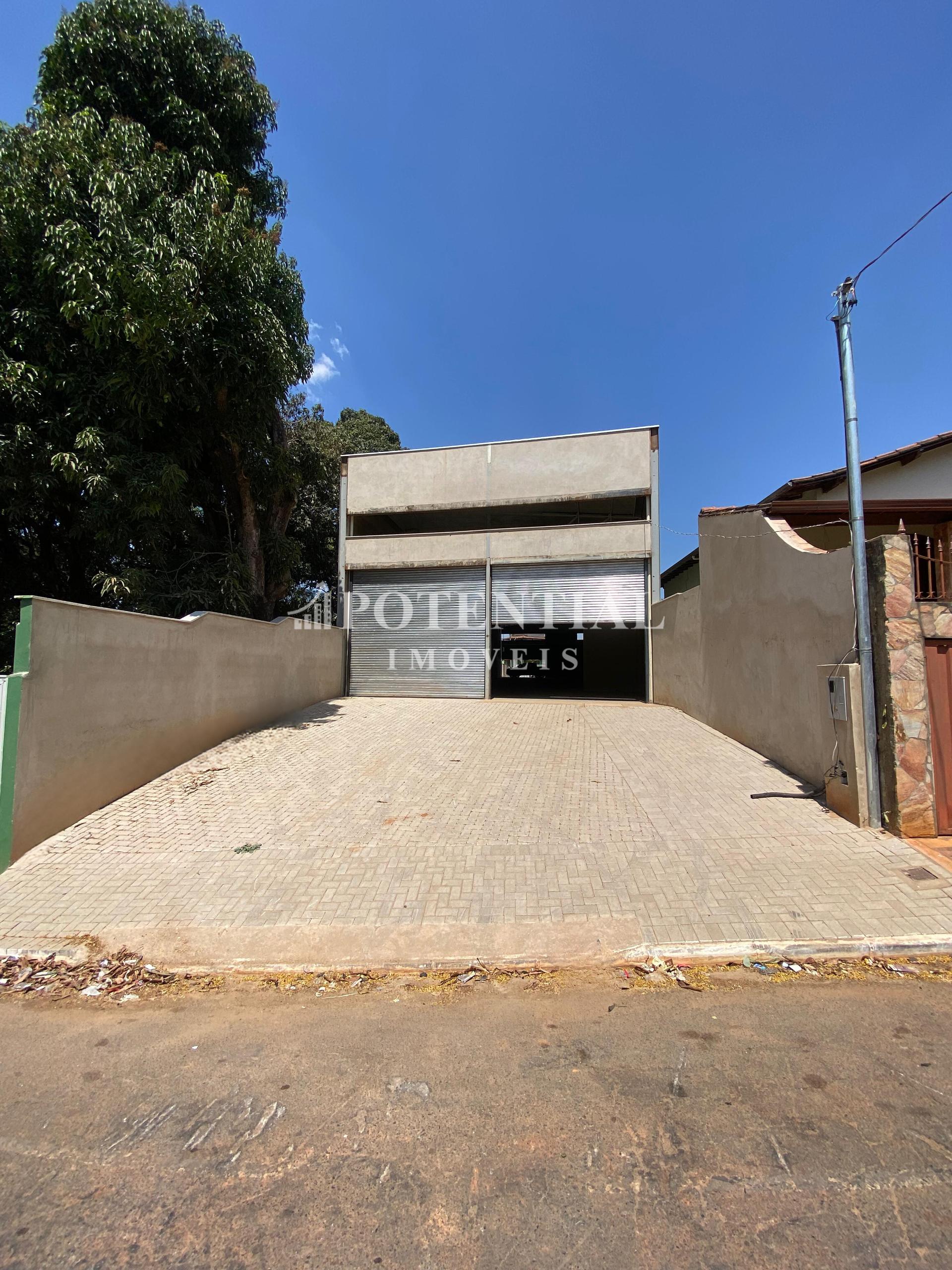 POTENTIAL ALUGA GALPÃO METRAGEM 360m2 - Bairro Centro, Lagoa Santa MG