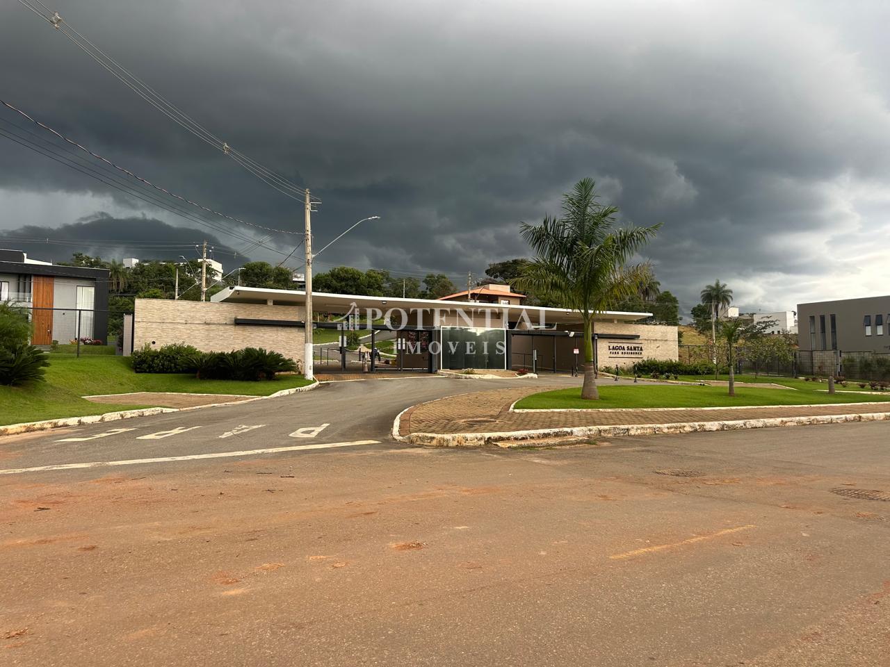 Lote à Venda no Condomínio Lagoa Santa Park Residence