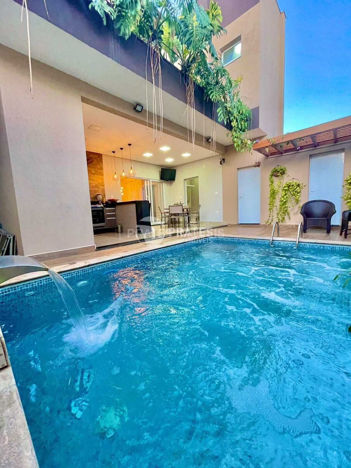 Casa no Condomínio Terras de São Bento I
