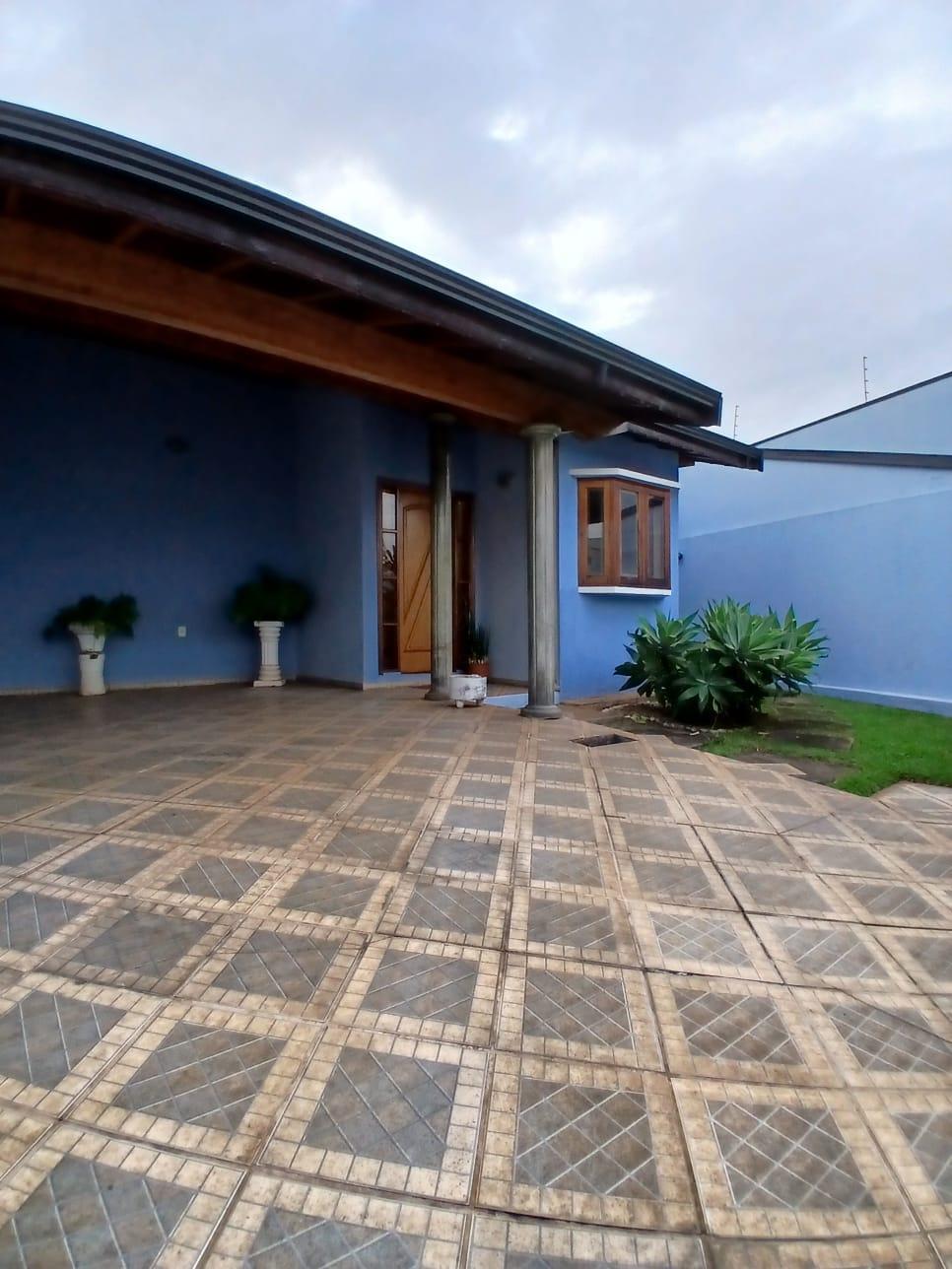 Casa no Jardim Ouro Verde