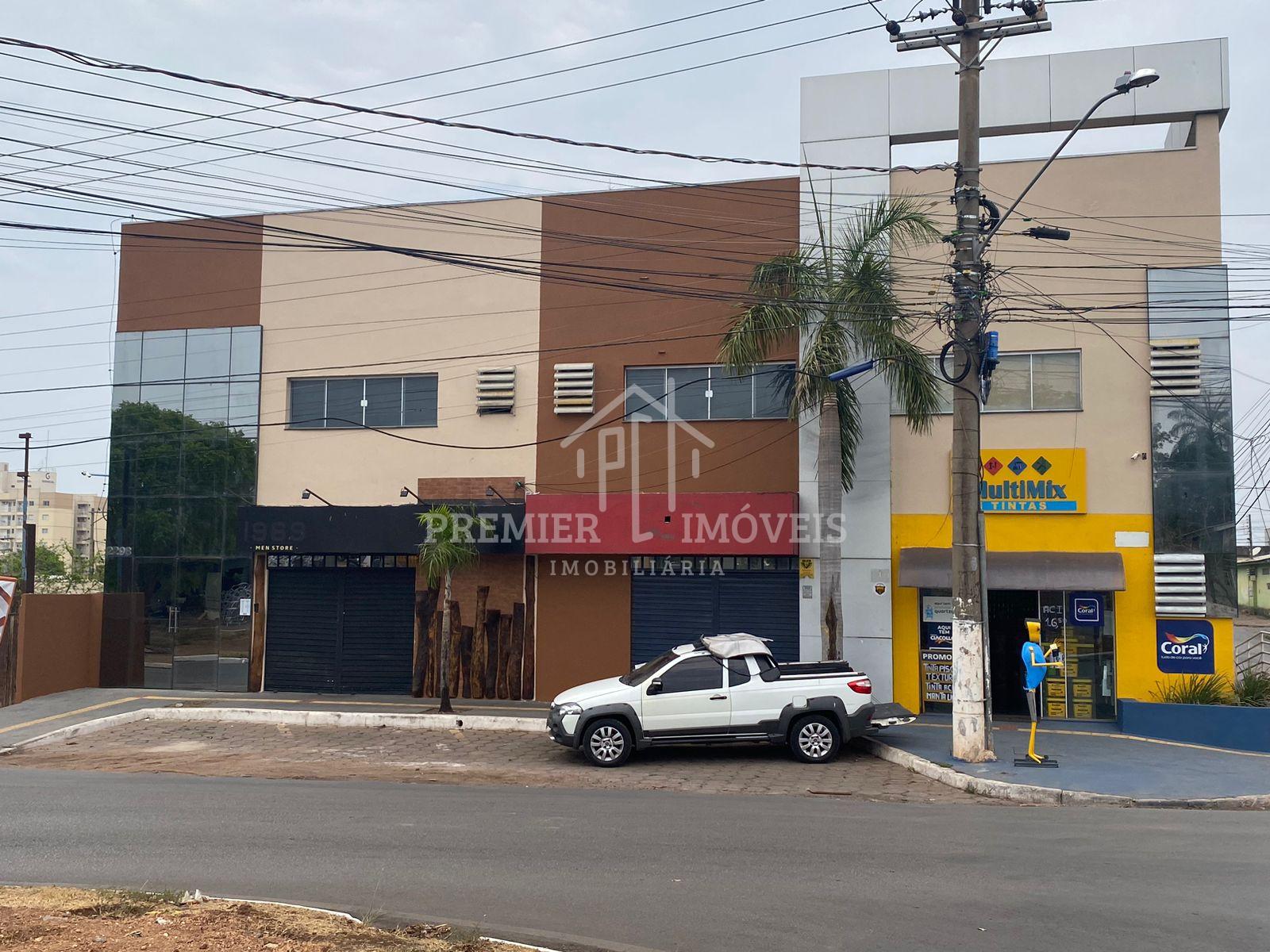 Prédio comercial localizado no Bela Vista, Av. Jurumirim, Com 10 salas, banheiro e copa.