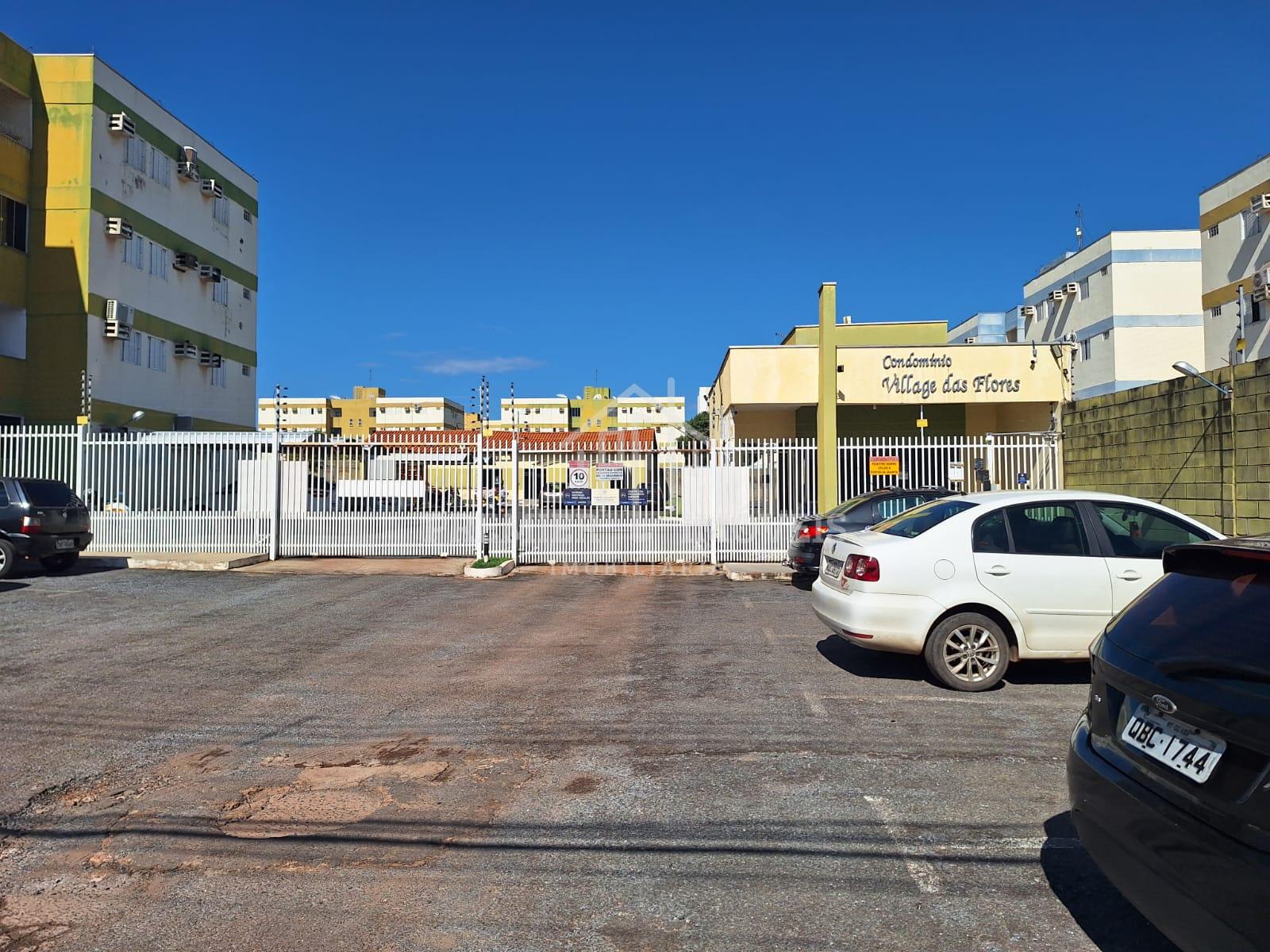 Vende Apto. 3  andar, Morada do Ouro 2, Condomínio Village das Flores, 3 quartos sendo 1 suíte,