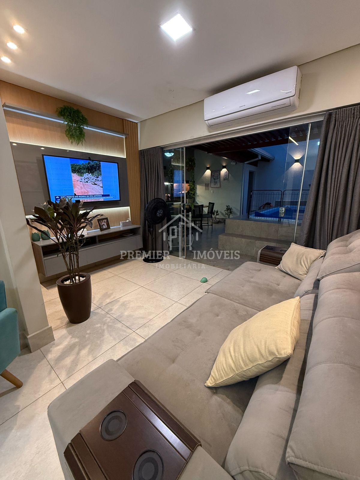 Vendo Casa Sobrado no Condomínio Jardins, Jardim Bom Clima, 2 suítes e 1 Quarto